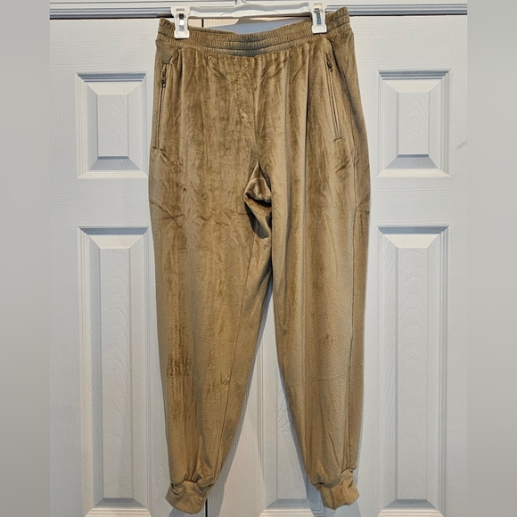 NWT SKIMS Velour Joggers- Gold - Picture 4 of 9